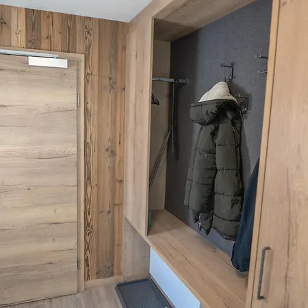 Bernstein Διαμέρισμα *